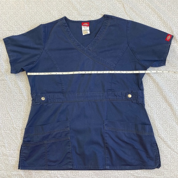 Scrub Top - Picture 1 of 2